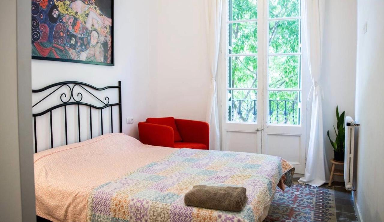 Eixample Apartments - Pova Барселона Екстер'єр фото