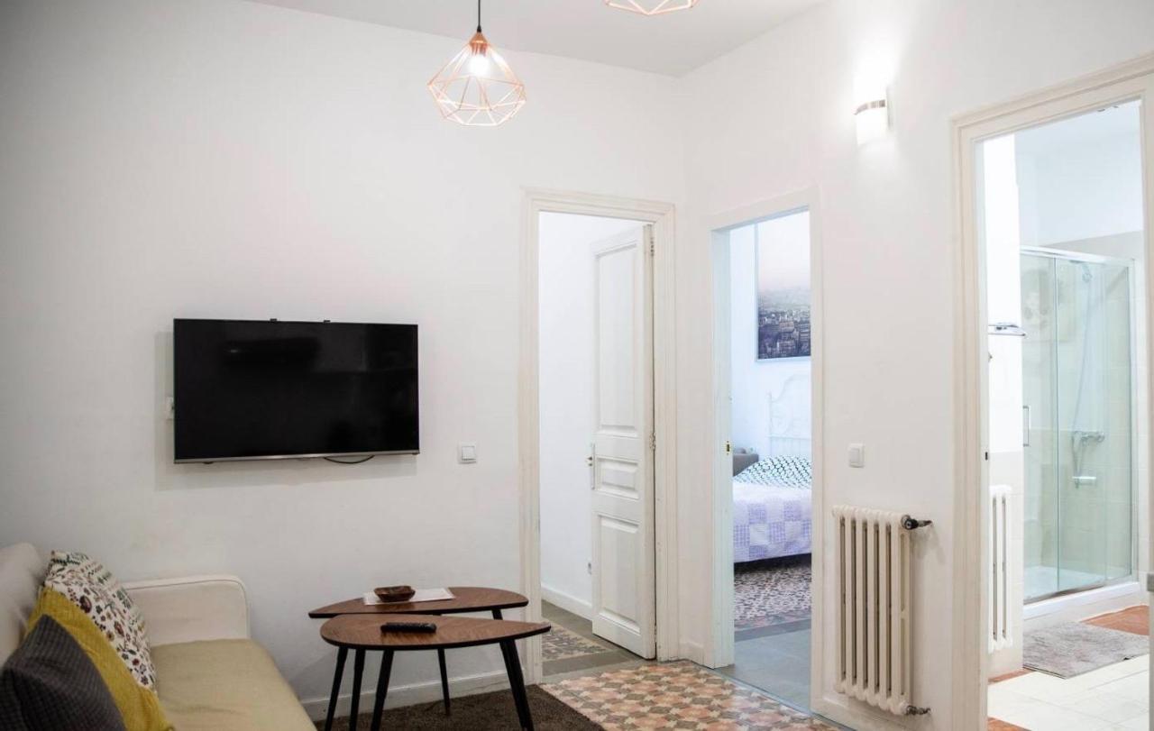 Eixample Apartments - Pova Барселона Екстер'єр фото