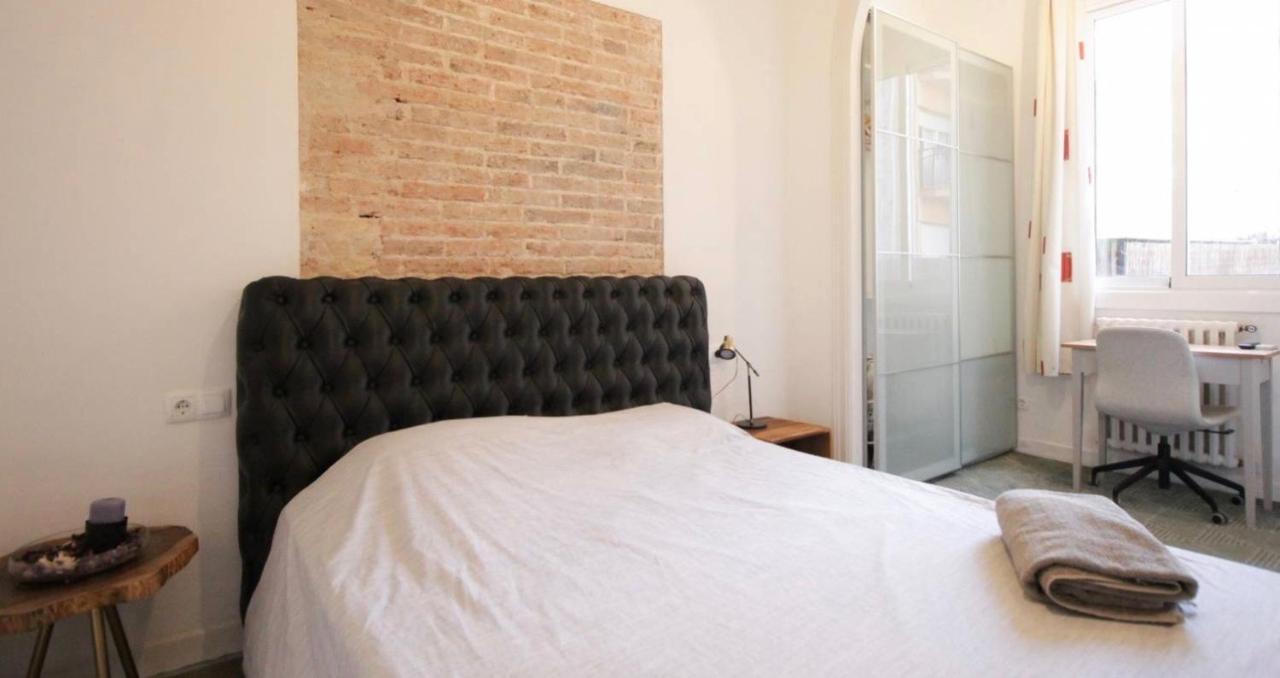 Eixample Apartments - Pova Барселона Екстер'єр фото